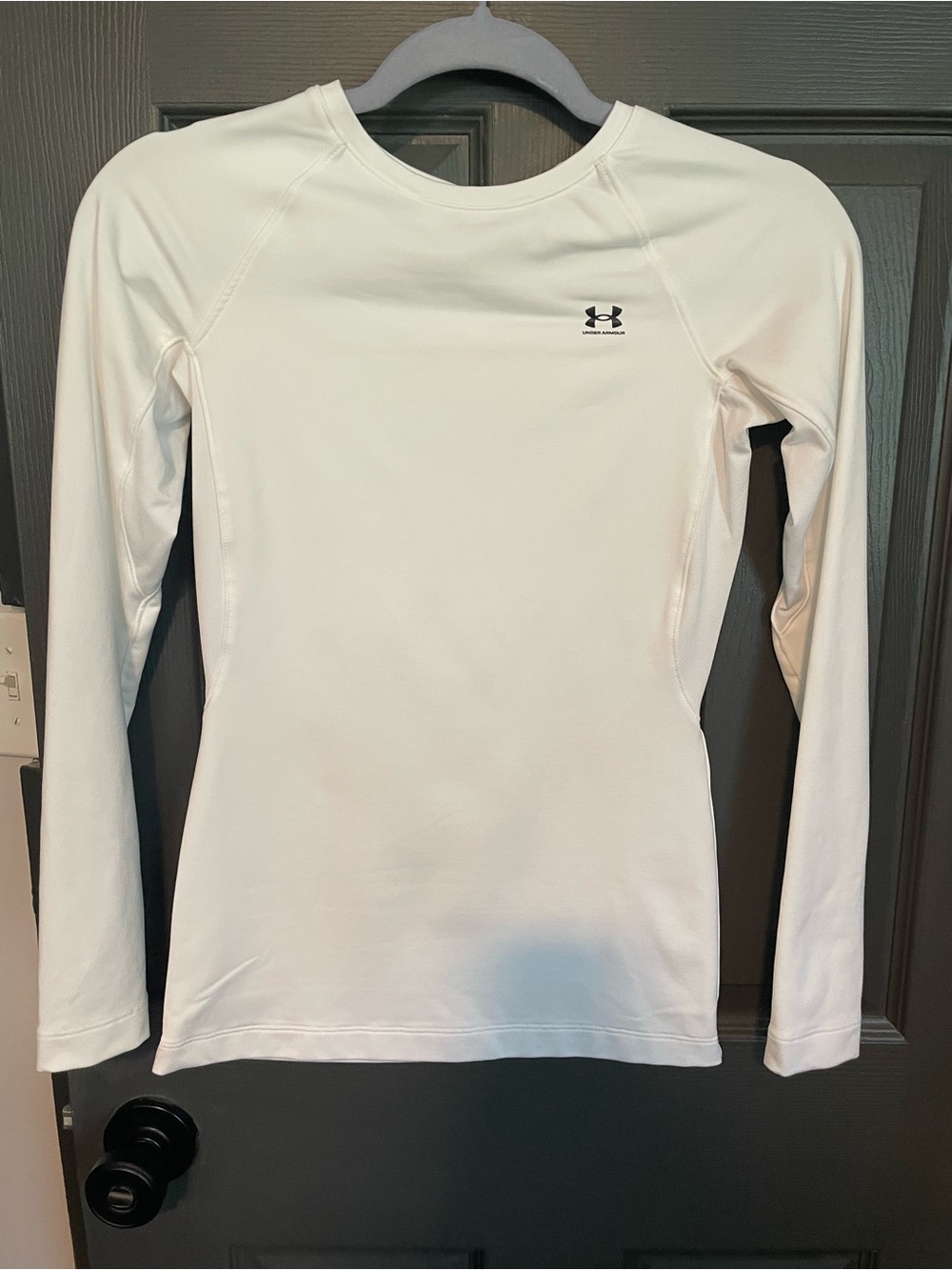 Under Armour Women's White Long Sleeve Athletic Crew Neck Tee